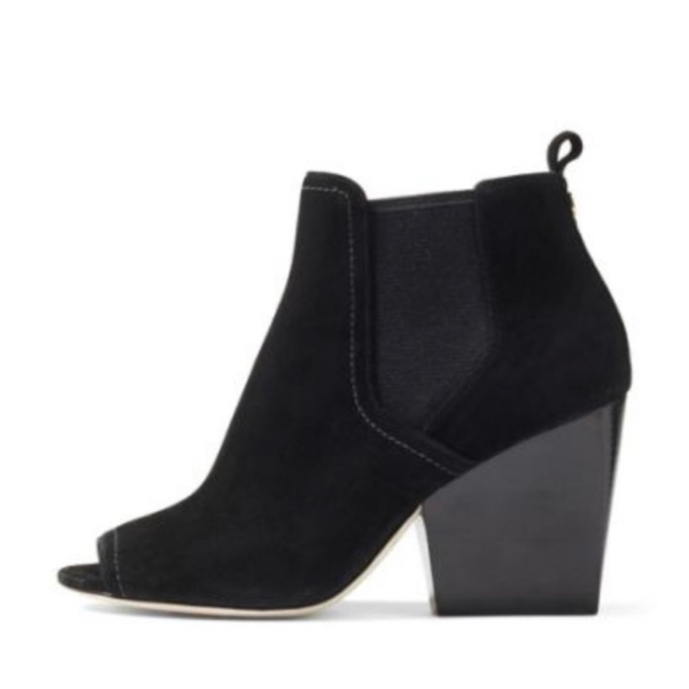 Tory Burch Women’s size 9. Gemma open toe boots